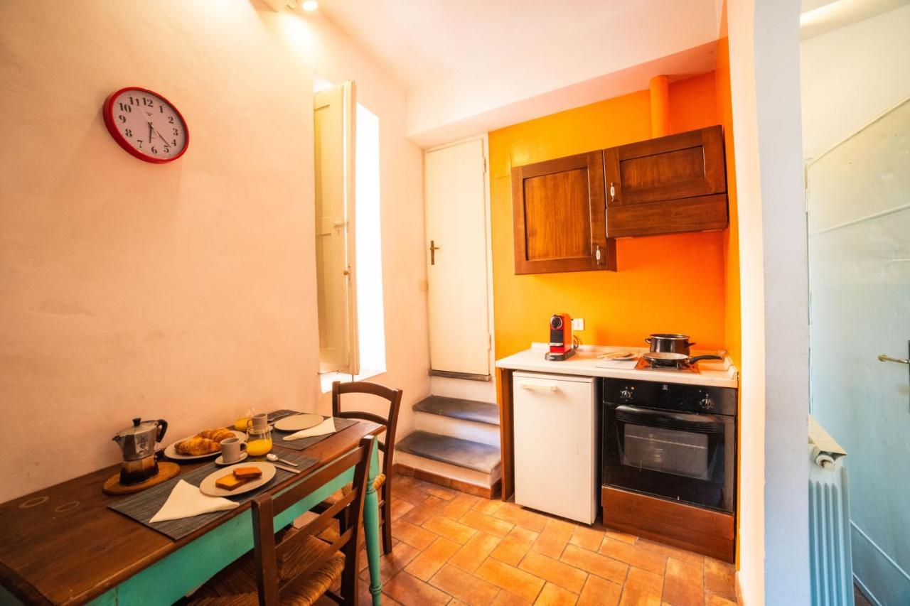 S1 - Serristori Tower Apt - Dolcevita Holiday Firenze Bagian luar foto