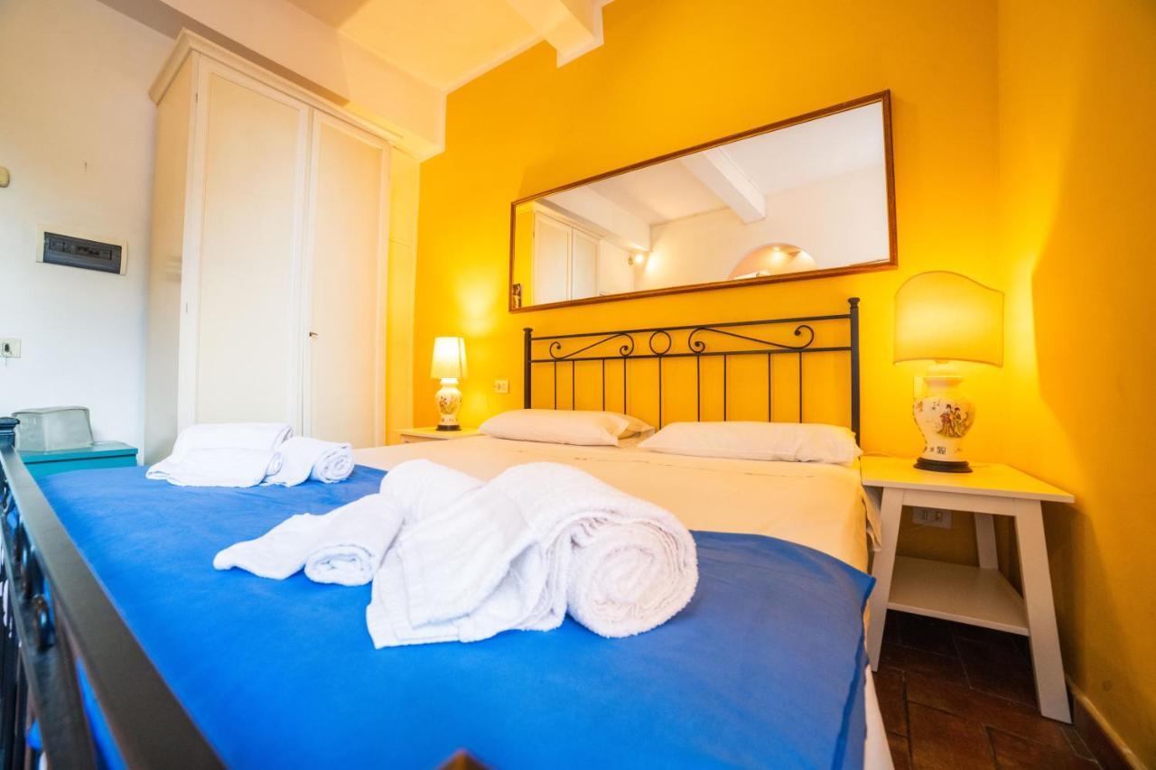 S1 - Serristori Tower Apt - Dolcevita Holiday Firenze Bagian luar foto