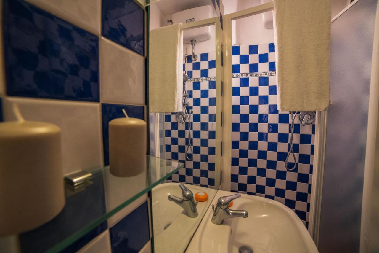 S1 - Serristori Tower Apt - Dolcevita Holiday Firenze Bagian luar foto