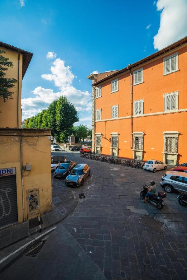 S1 - Serristori Tower Apt - Dolcevita Holiday Firenze Bagian luar foto