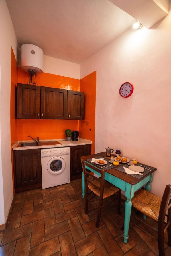 S1 - Serristori Tower Apt - Dolcevita Holiday Firenze Bagian luar foto